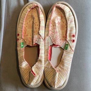 Sanuk slip-ons, size 9, never worn